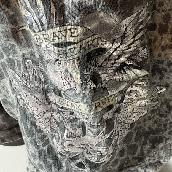 Y2K Ed Hardy Gray Animal-Print Athletic Shorts with Graphic - Picture 4 of 7